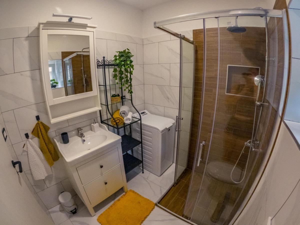 Deluxe Apartment And Studio "Nona Fa" Rijeka Eksteriør billede